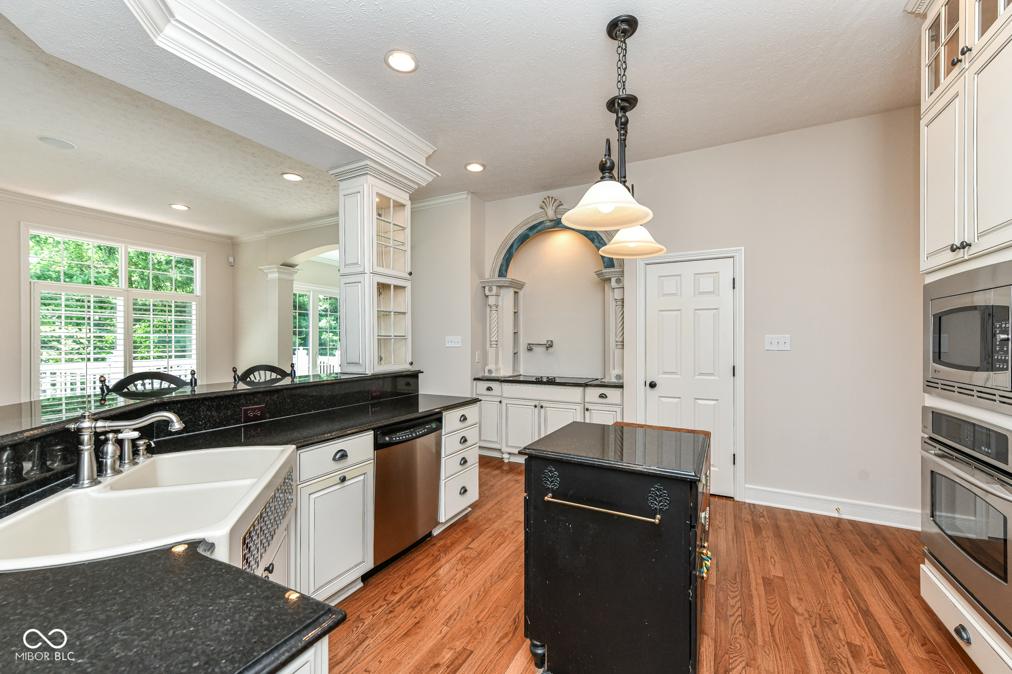 10655 Sunset Point Lane Fishers, IN 46037 - Photo 19 of 55