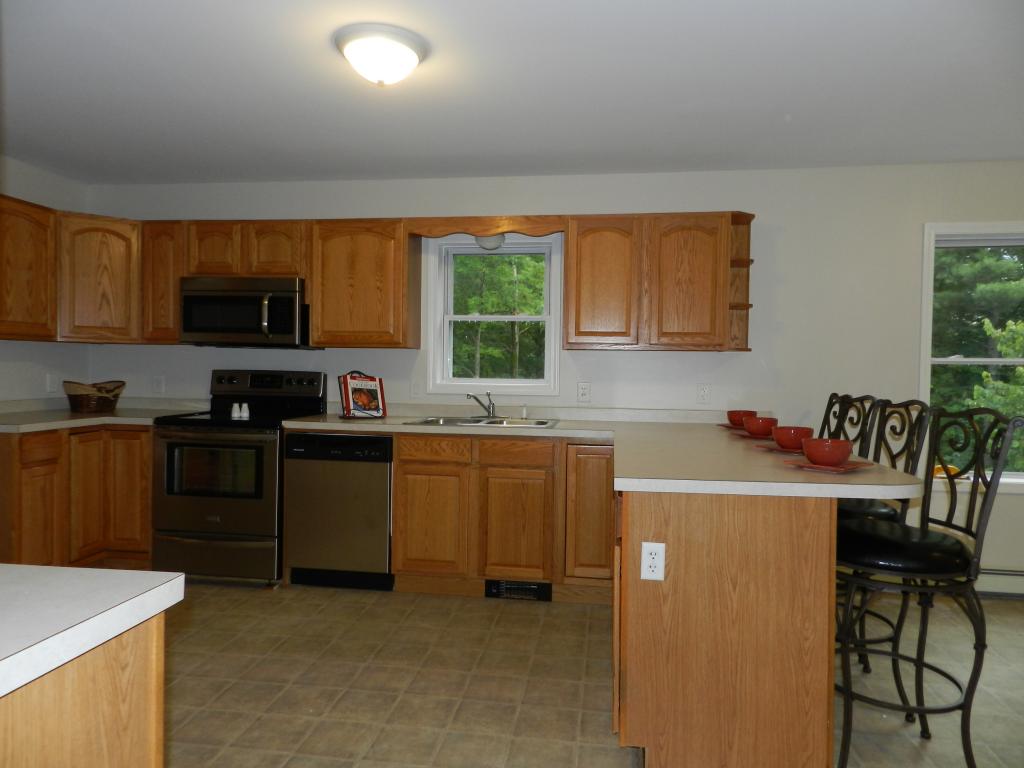81 Collins Road New Ipswich, NH 03071 - Photo 7 of 36