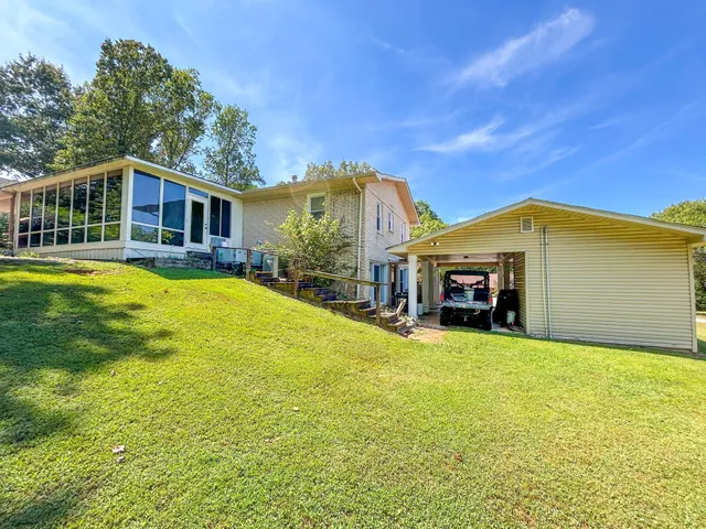 $295,000 | 540 Tara Lane, Huntingdon, TN 38344