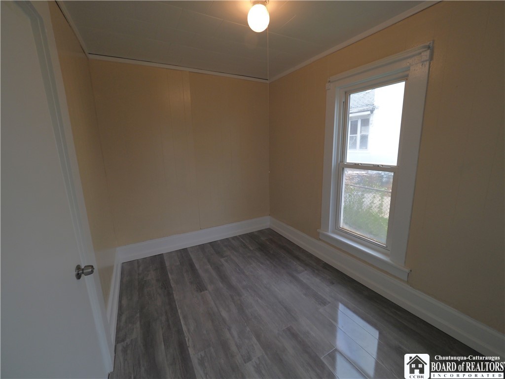 83 West 2nd Street Dunkirk, NY 14048 - Photo 17 of 22
