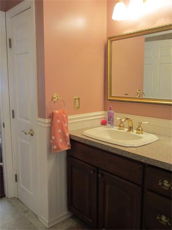 4 Rhuland Road Stoneham, MA 02180 - Photo 5 of 8 Gallery Image 5