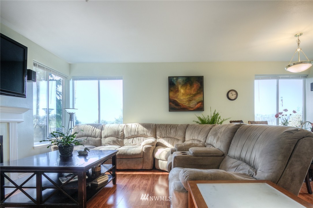 3924 243rd Place Southeast, Unit G103 Bothell, WA 98021 - Photo 3 of 19