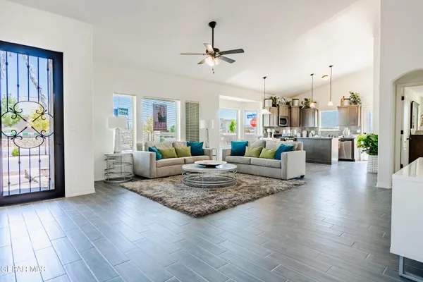 $289,950 | 277 Ulshaw Street, El Paso, TX 79928