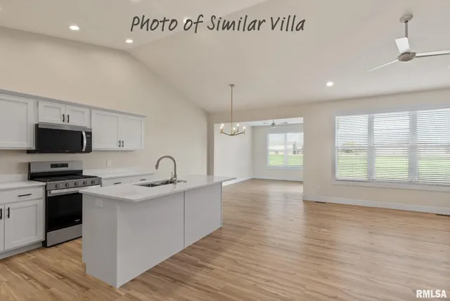 $467,959 | 39 Frank Court, Le Claire, IA 52753