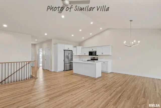 $467,959 | 39 Frank Court, Le Claire, IA 52753