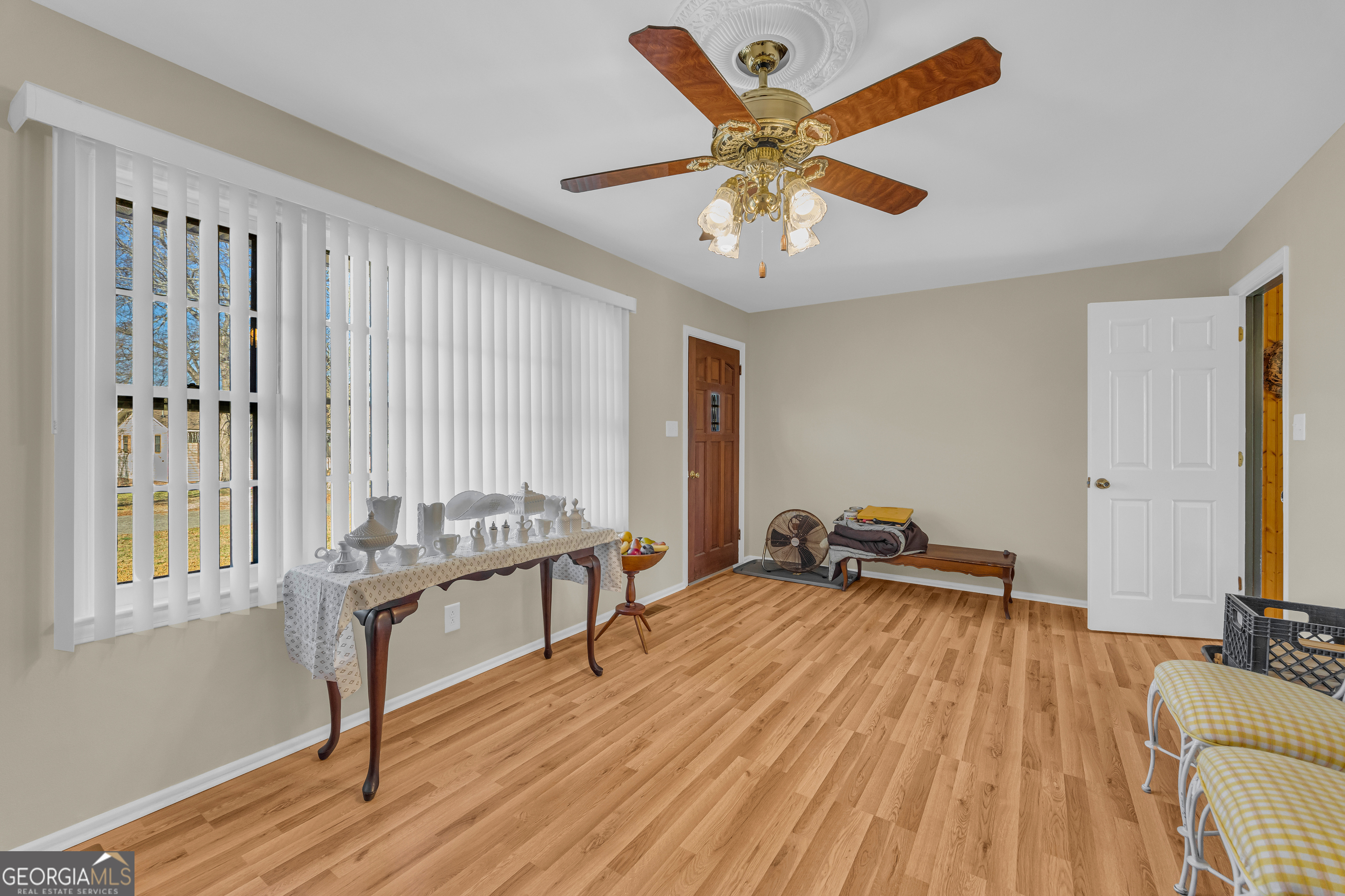 118 Wayne Circle Hartwell, GA 30643 - Photo 2 of 57