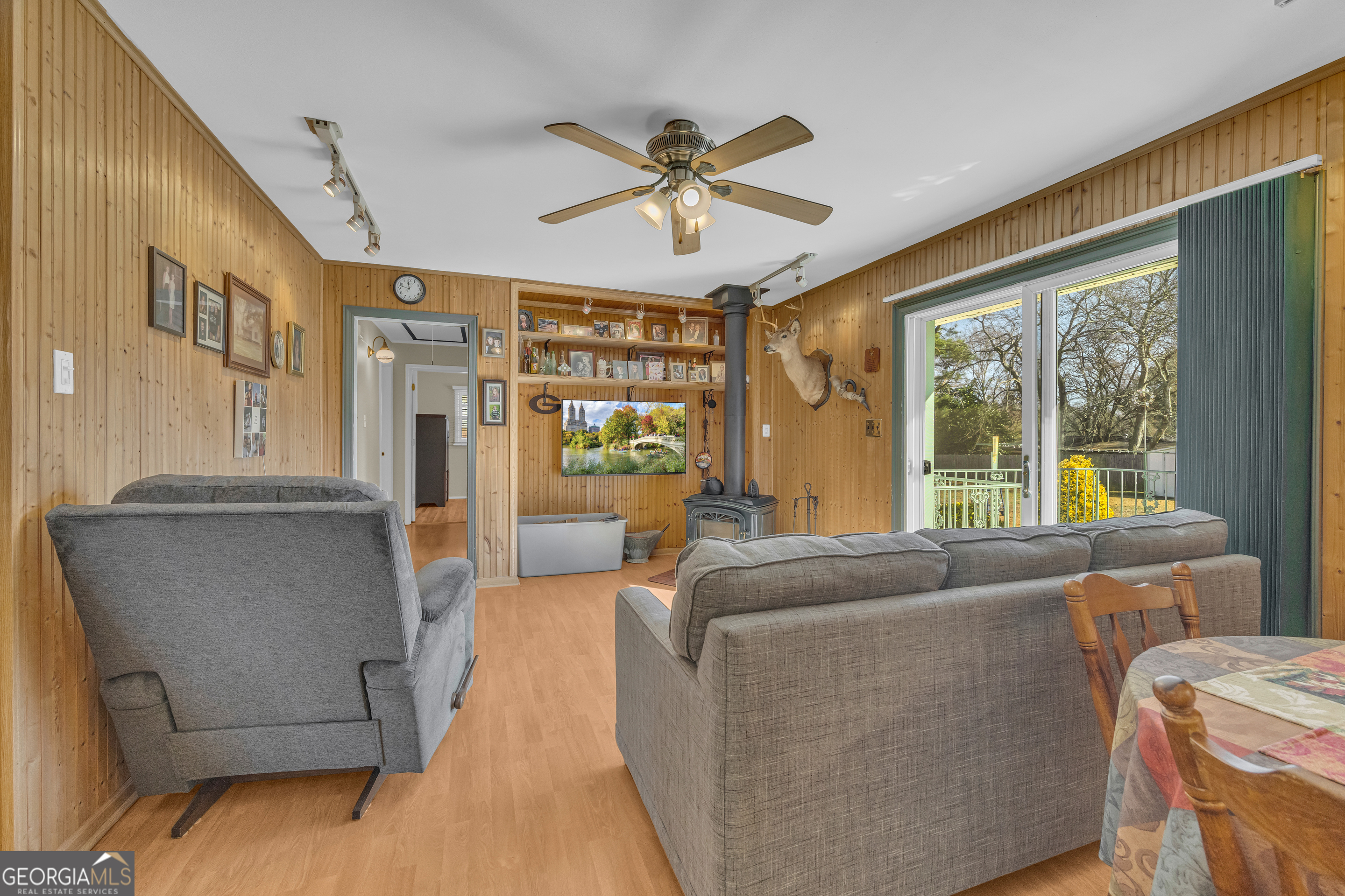 118 Wayne Circle Hartwell, GA 30643 - Photo 5 of 57