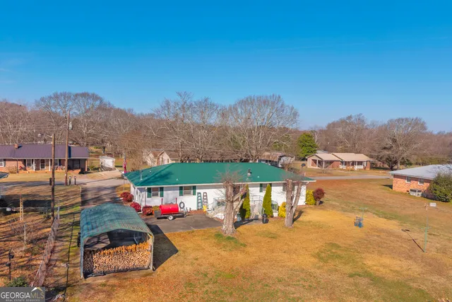 $220,000 | 118 Wayne Circle, Hartwell, GA 30643