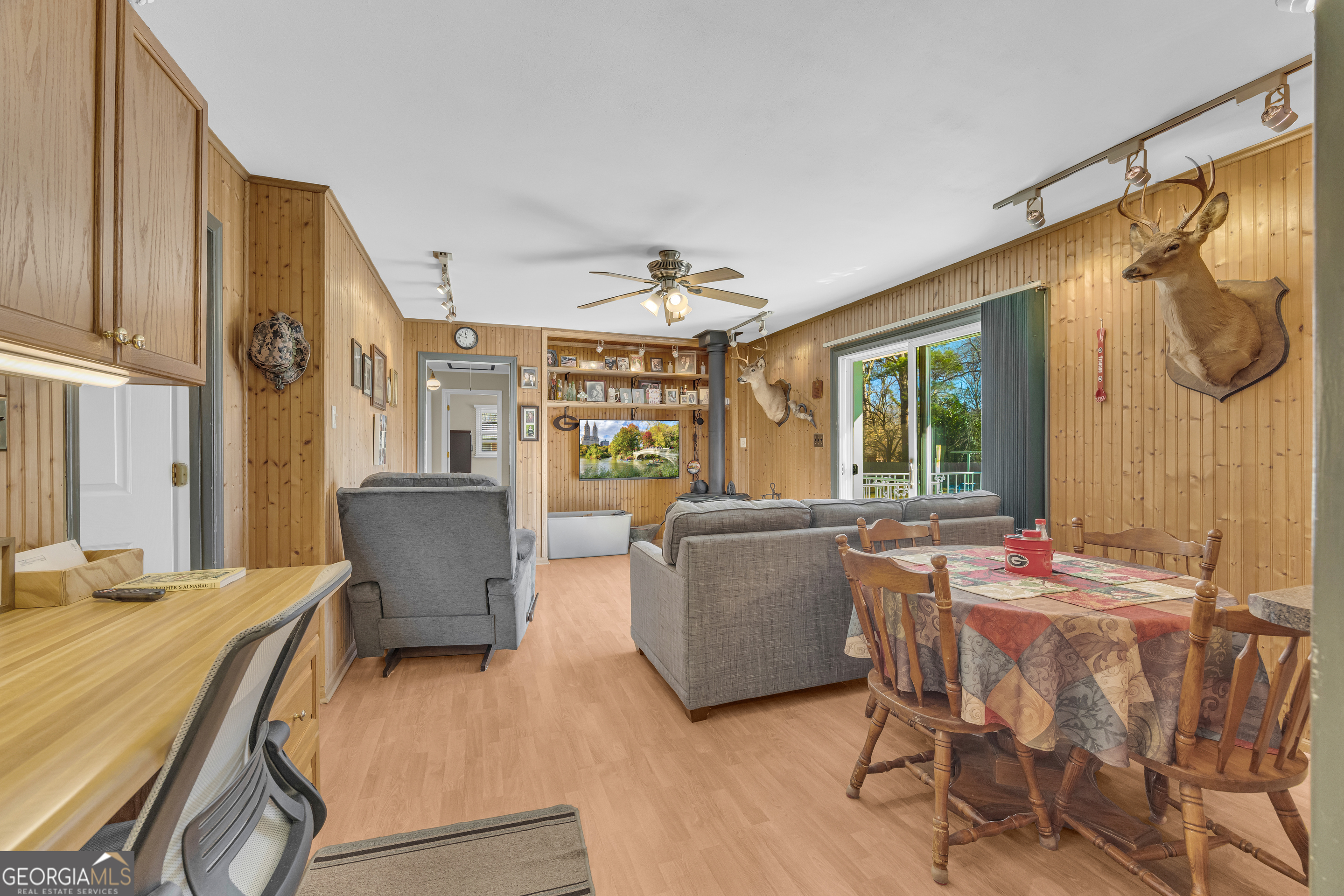 118 Wayne Circle Hartwell, GA 30643 - Photo 8 of 57