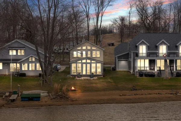 $749,900 | 468 Pentecost Highway, Onsted, MI 49265