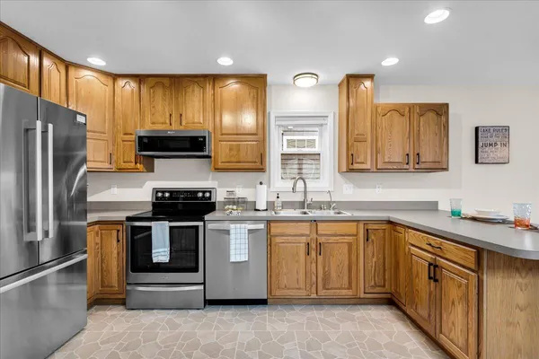 $749,900 | 468 Pentecost Highway, Onsted, MI 49265