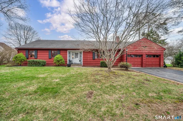 $399,900 | 28 Fairview Avenue, Wallingford, CT 06492