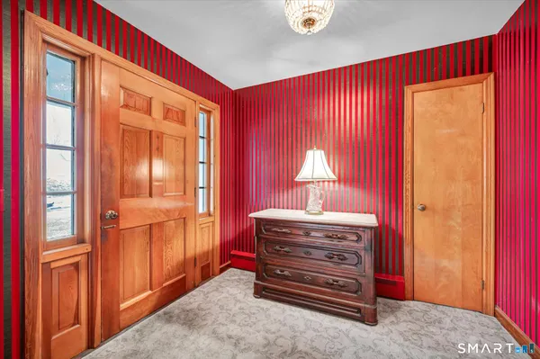 $399,900 | 28 Fairview Avenue, Wallingford, CT 06492