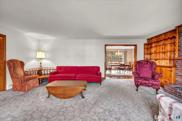 $399,900 | 28 Fairview Avenue, Wallingford, CT 06492