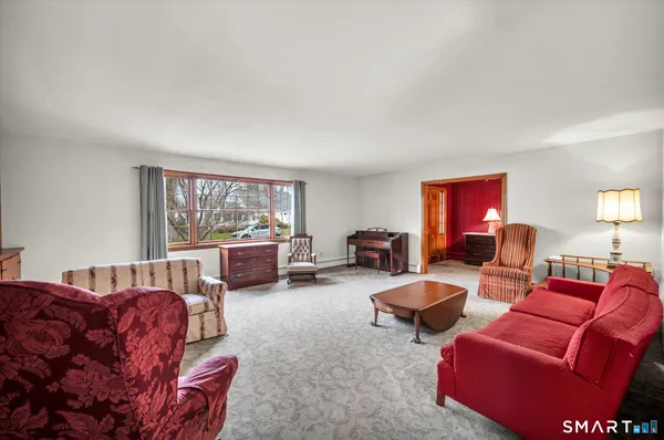 $399,900 | 28 Fairview Avenue, Wallingford, CT 06492