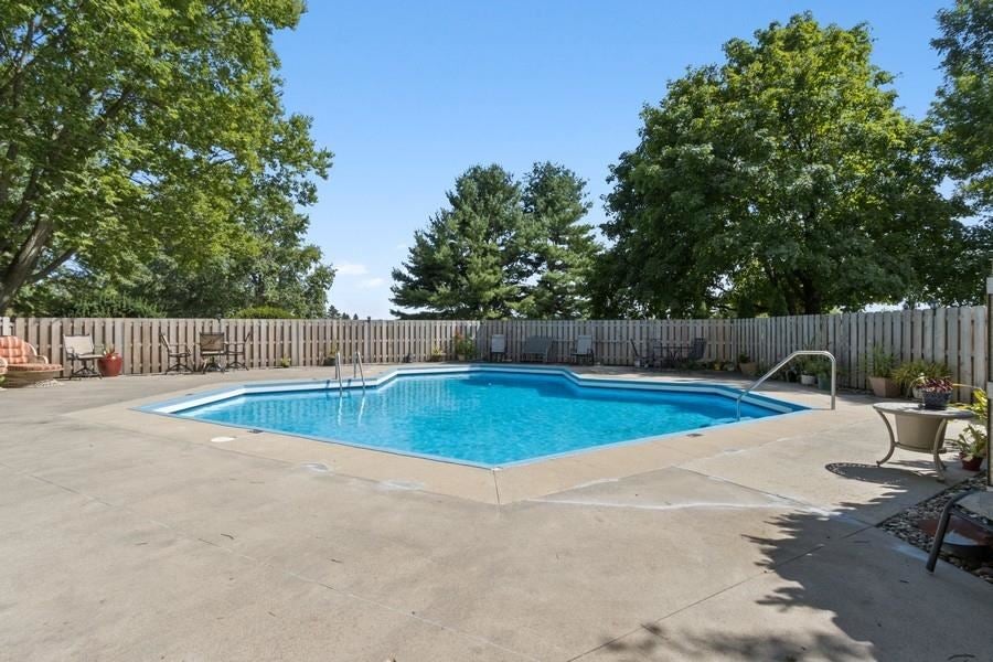 820 Club House Road, Unit 5F North Liberty, IA 52317 - Photo 33 of 47 Gallery Image 33