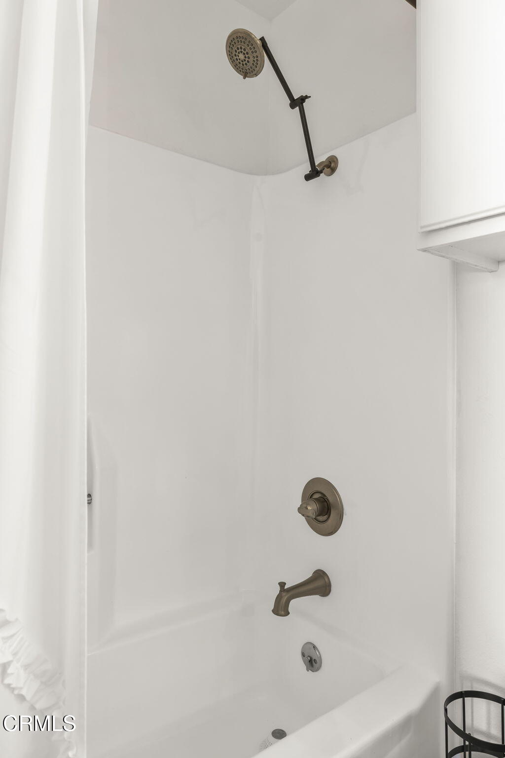 3255 Kelp Lane Oxnard, CA 93035 - Photo 24 of 45 a bathroom with a shower