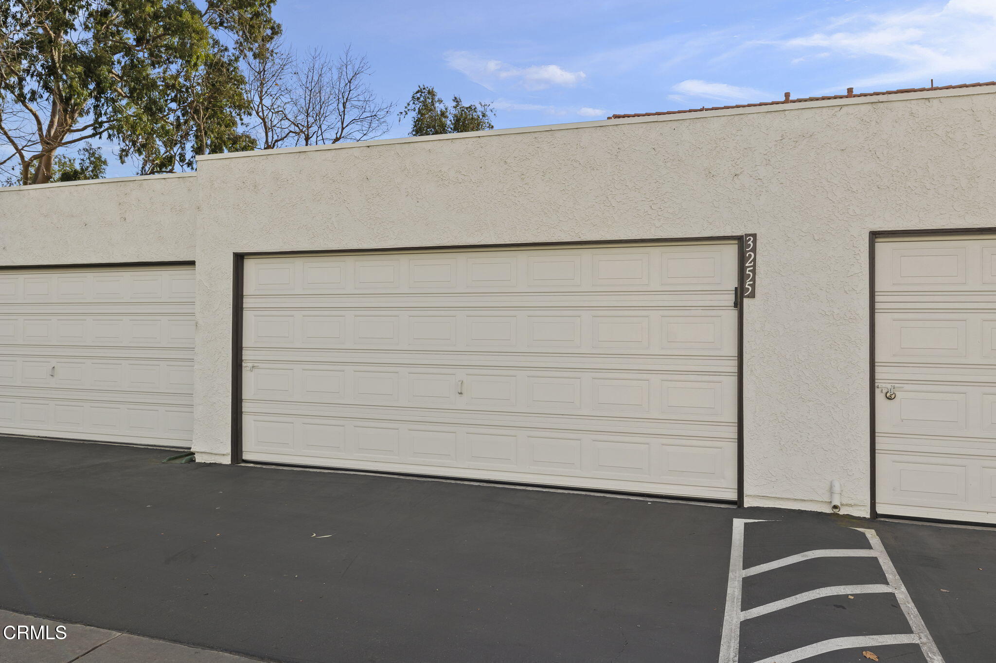 3255 Kelp Lane Oxnard, CA 93035 - Photo 36 of 45 a view of outdoor space
