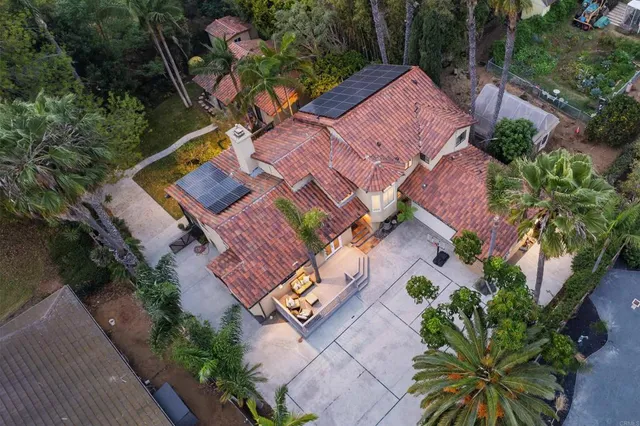 $2,795,000 | 2645 Highland Drive, Carlsbad, CA 92008