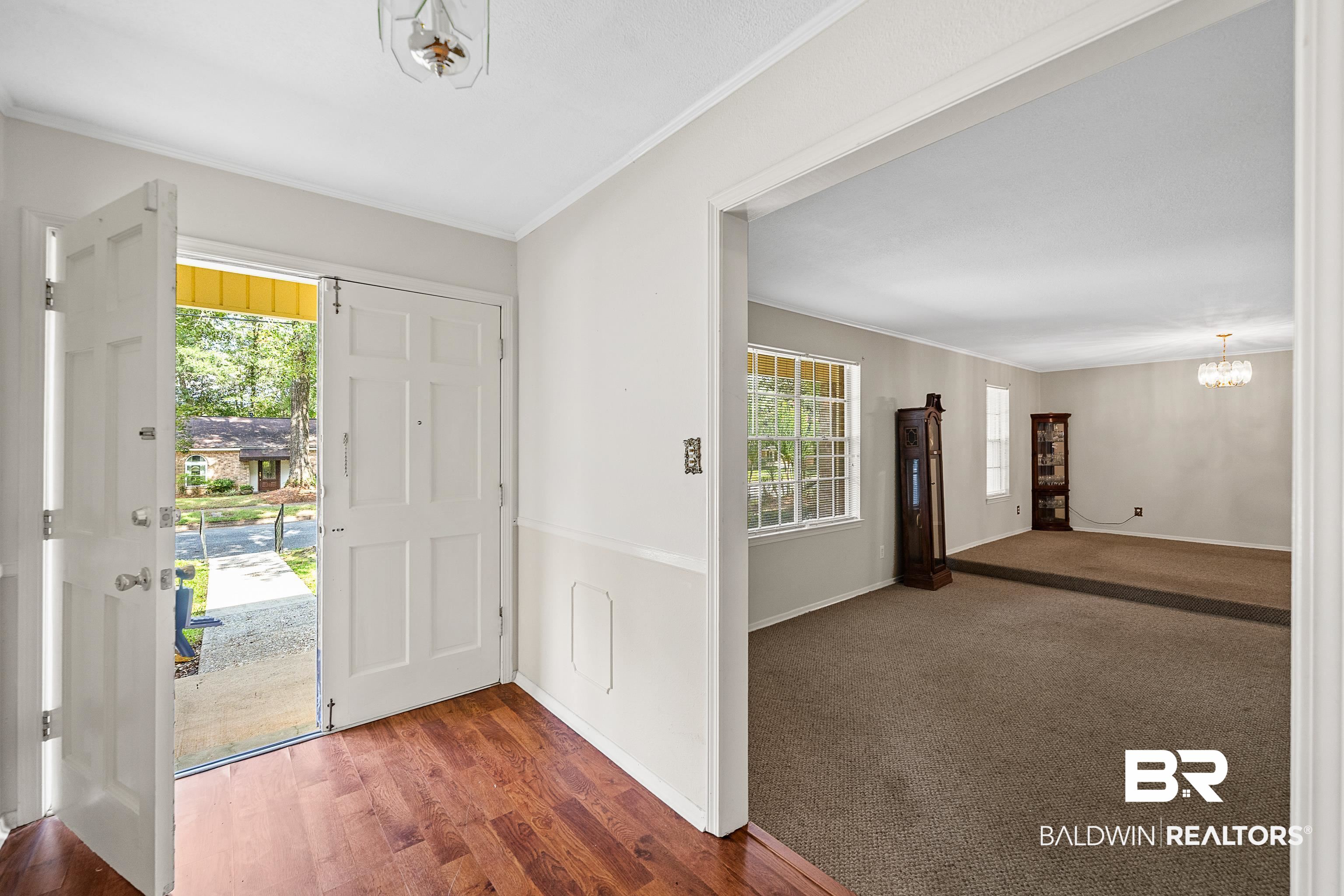 2308 Lantern Lane West Mobile, AL 36693 - Photo 3 of 29 Foyer