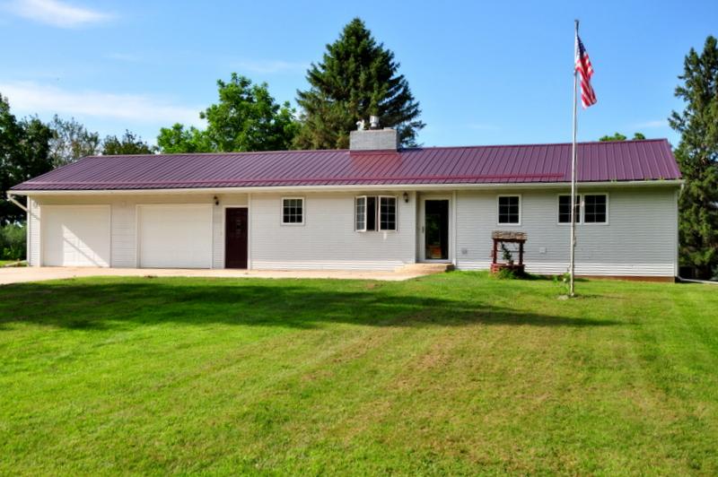 2136 85th Street Southwest Appleton, MN 56208 - Photo 1 of 1 Gallery Image 1