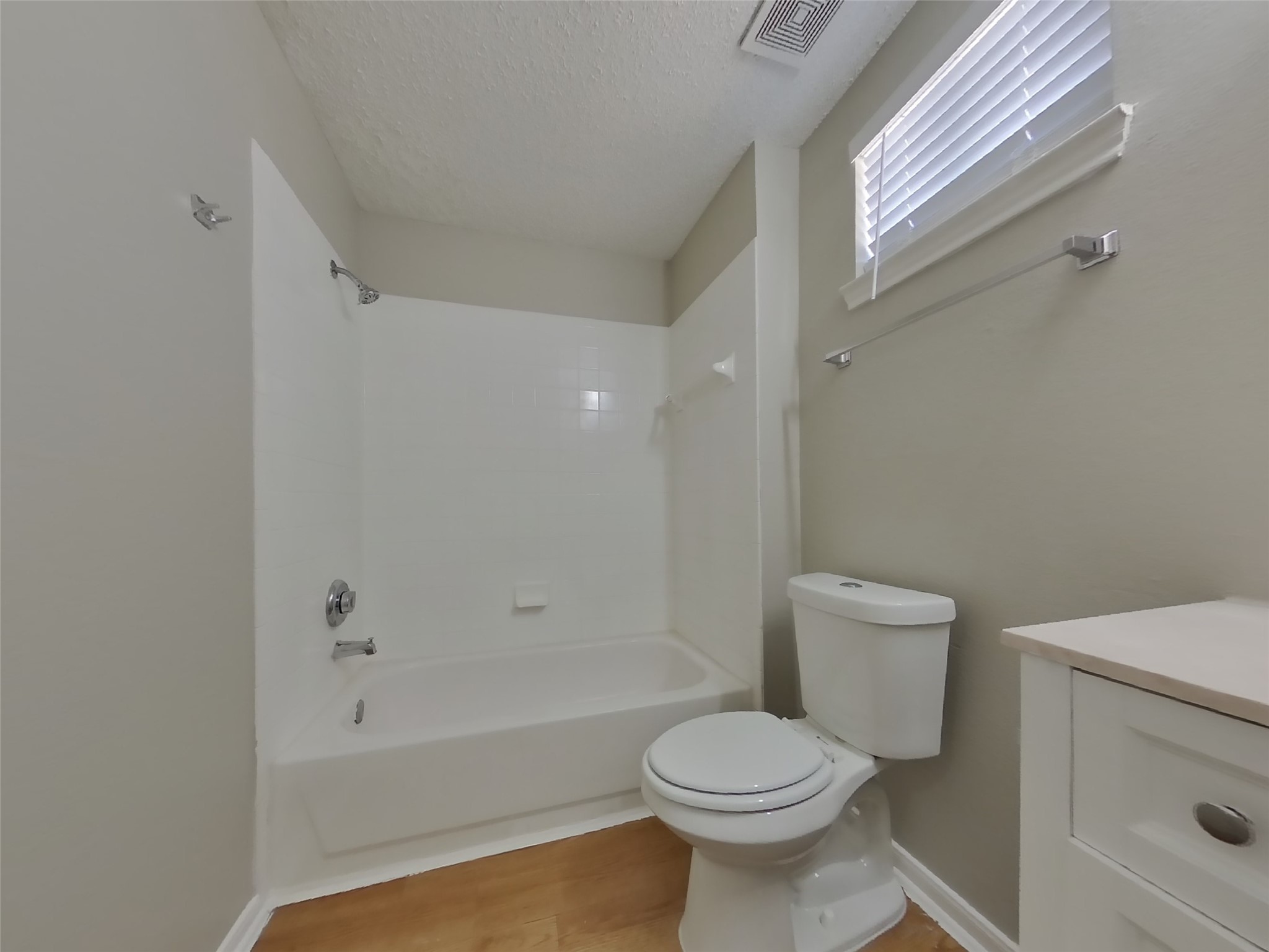 3126 Kelling Street Houston, TX 77045 - Photo 14 of 15