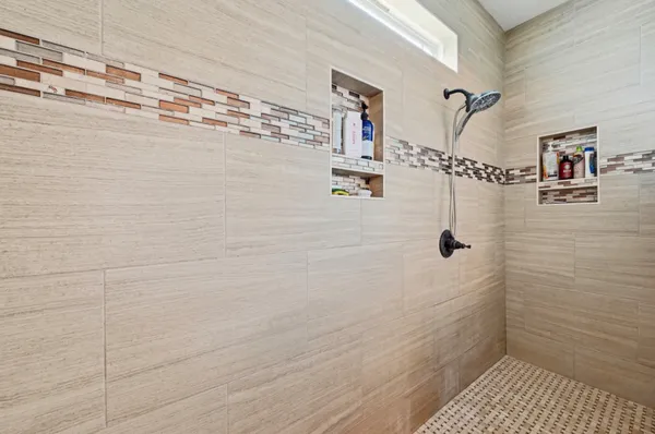 $550,000 | 202 Cedar Hills Drive, Elgin, TX 78621