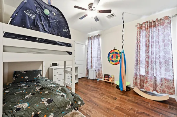 $550,000 | 202 Cedar Hills Drive, Elgin, TX 78621