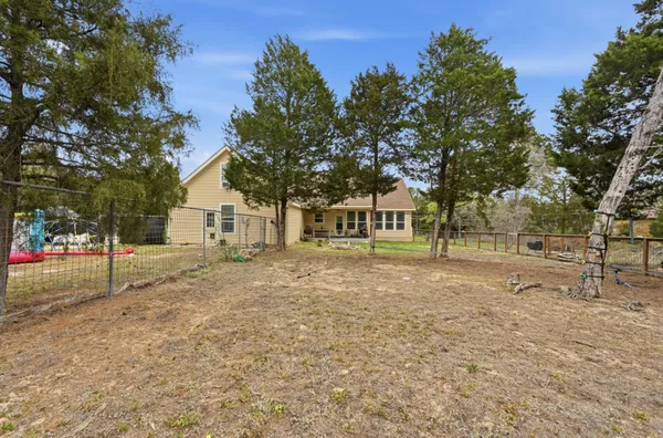 $550,000 | 202 Cedar Hills Drive, Elgin, TX 78621