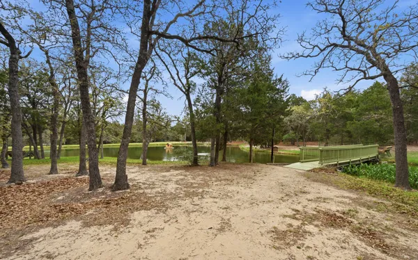 $550,000 | 202 Cedar Hills Drive, Elgin, TX 78621