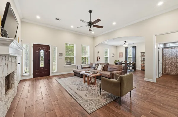 $550,000 | 202 Cedar Hills Drive, Elgin, TX 78621