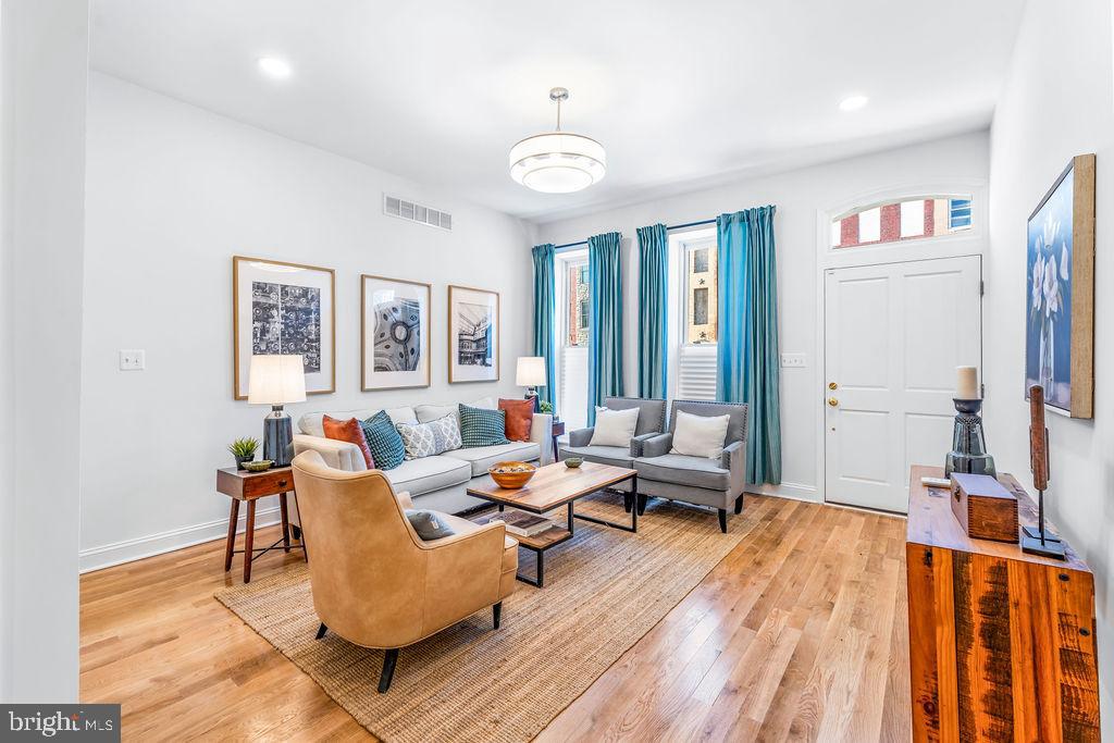 107 South Fulton Avenue Baltimore, MD 21223 - Photo 3 of 35