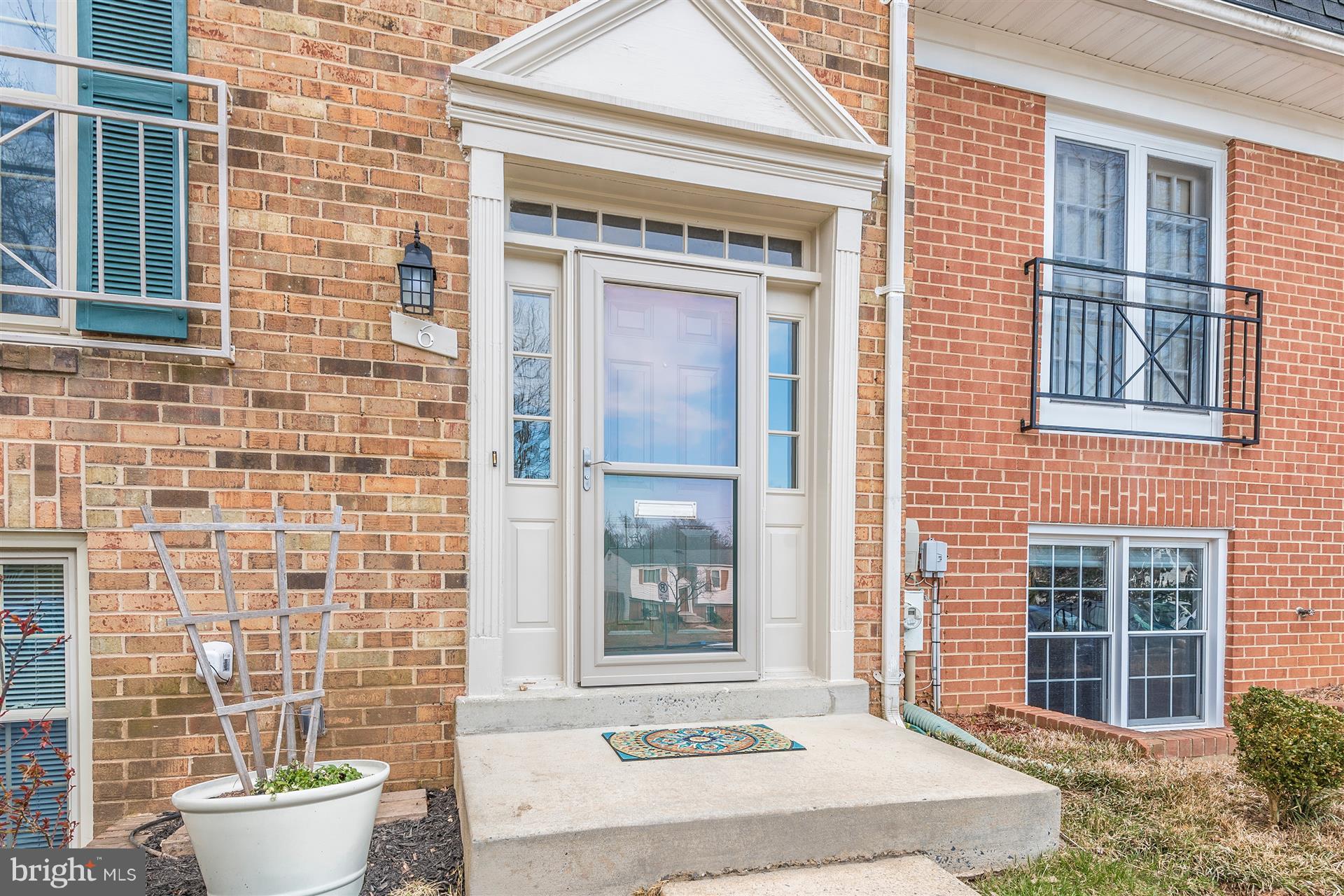 6 Ramsdell Terrace Gaithersburg, MD 20878 - Photo 2 of 29 Exterior (Front)