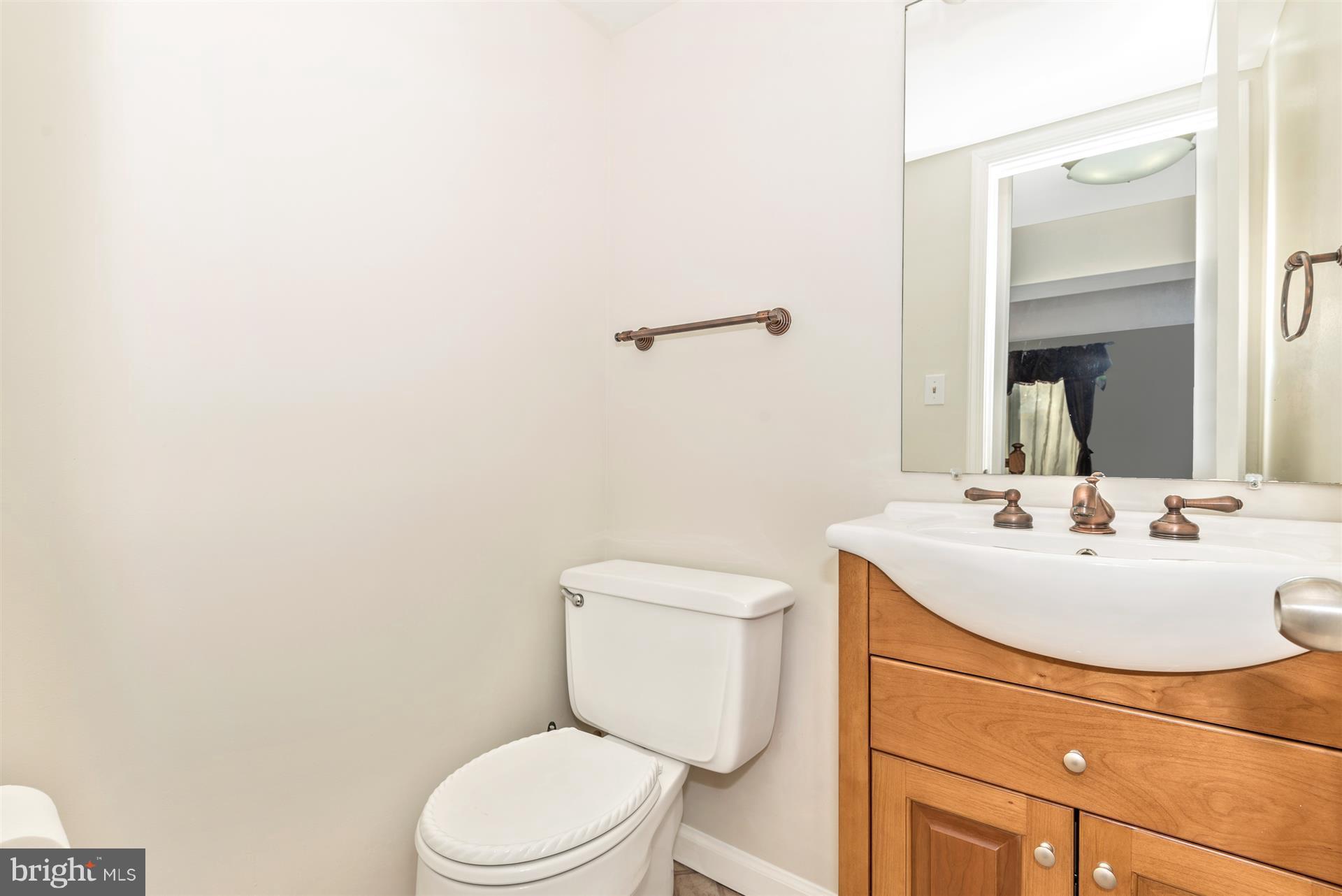 6 Ramsdell Terrace Gaithersburg, MD 20878 - Photo 13 of 29 Bath