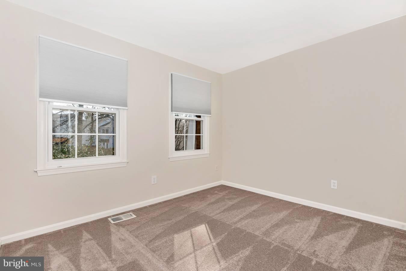 6 Ramsdell Terrace Gaithersburg, MD 20878 - Photo 23 of 29 Bedroom