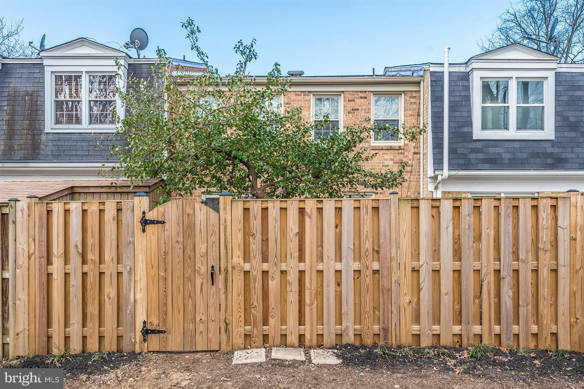6 Ramsdell Terrace Gaithersburg, MD 20878 - Photo 26 of 29 Exterior (Rear)