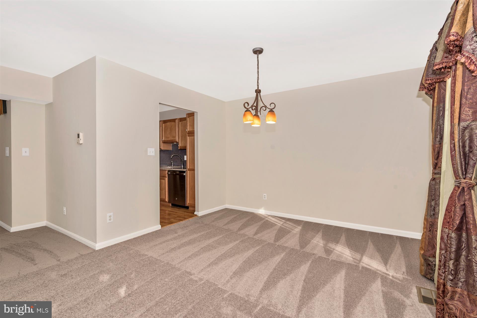6 Ramsdell Terrace Gaithersburg, MD 20878 - Photo 8 of 29 Dining Room