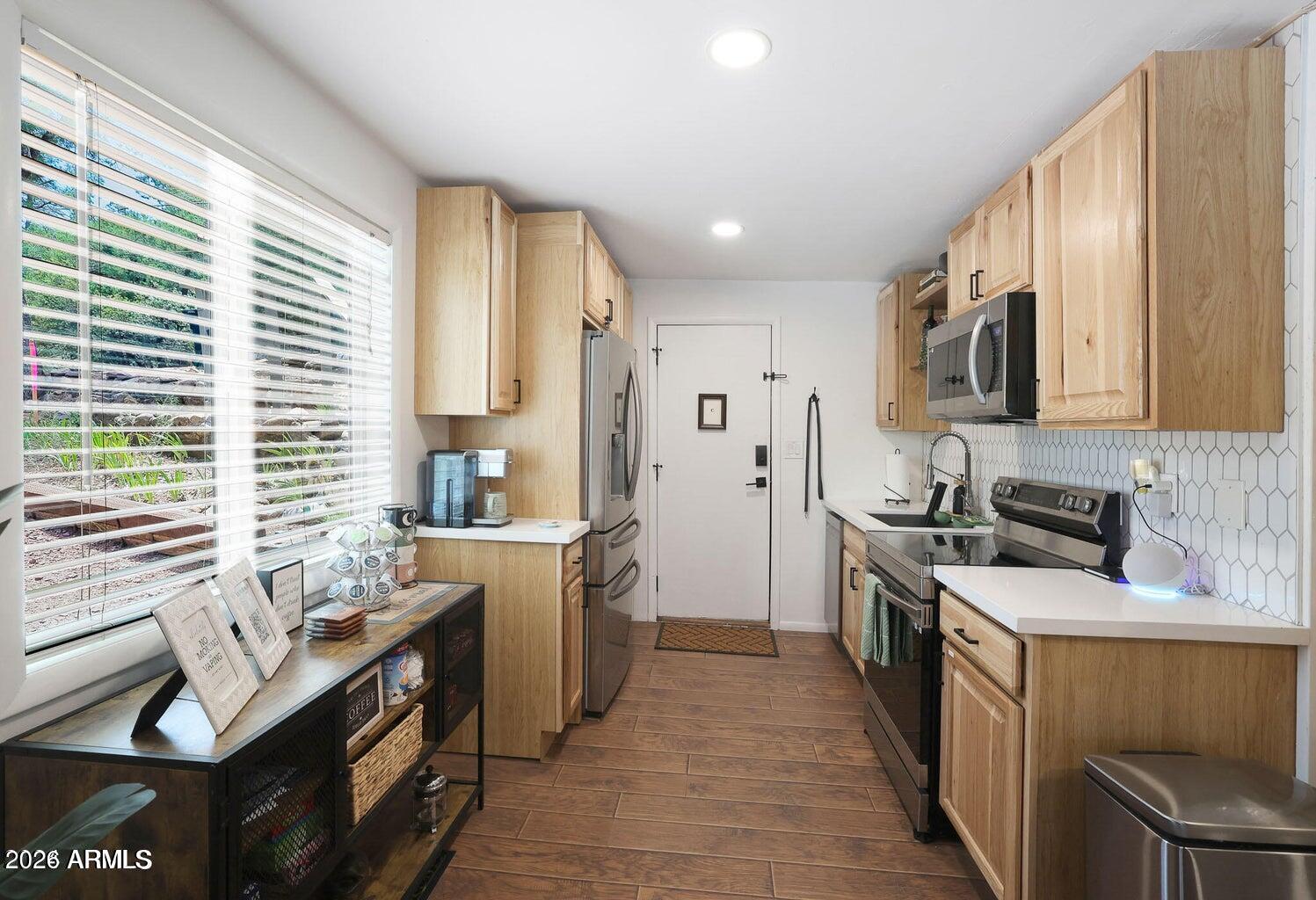 3483 Hillside Road Pine, AZ 85544 - Photo 8 of 54 20240722025050239370000000-o