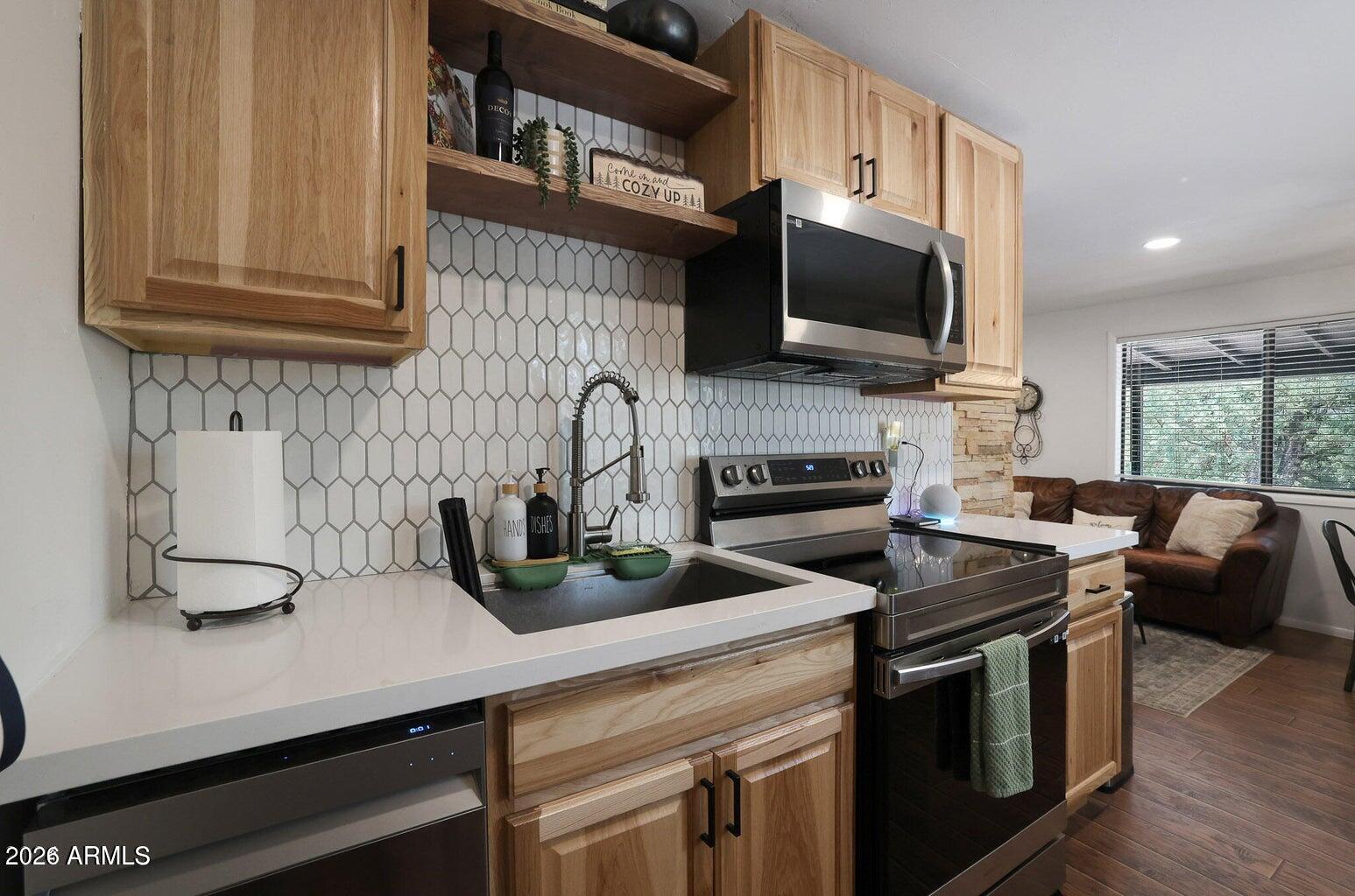 3483 Hillside Road Pine, AZ 85544 - Photo 10 of 54 20240722025055140297000000-o