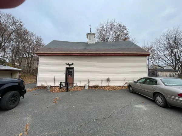 $120,000 | 15 Veteran Court, Waterville, ME 04901