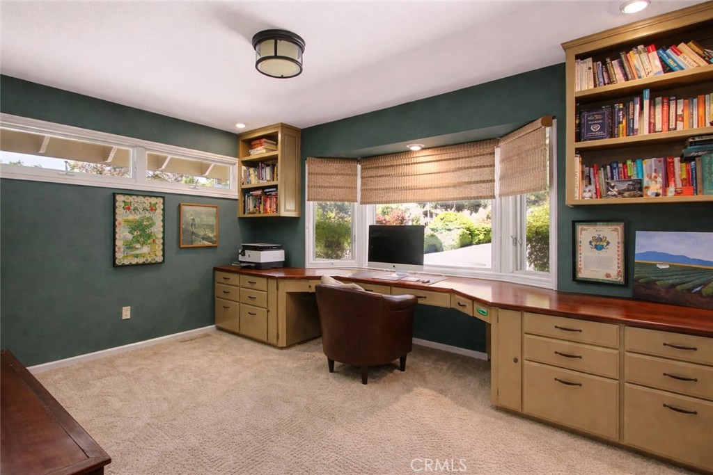 1605 Ridge Drive Merced, CA 95340 - Photo 26 of 63 Office