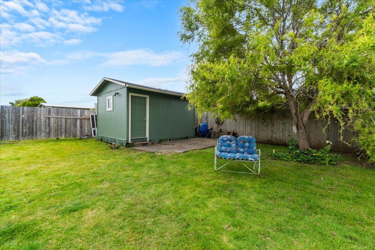 1382 Bates Road McKinleyville, CA 95519 - Photo 19 of 24