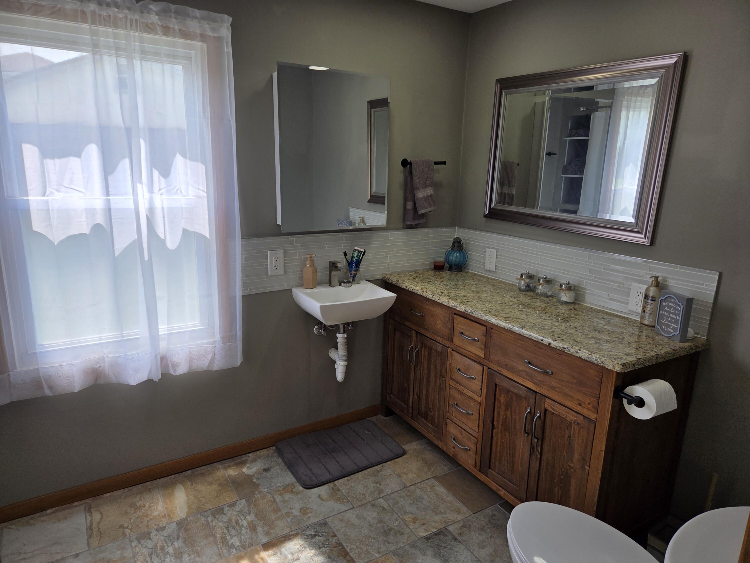 193 Martin Street Sharon, WI 53585 - Photo 12 of 27 1000008819