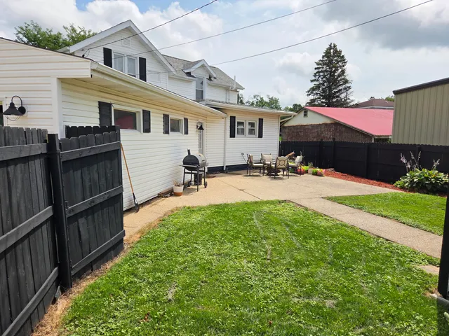 $224,500 | 193 Martin Street, Sharon, WI 53585