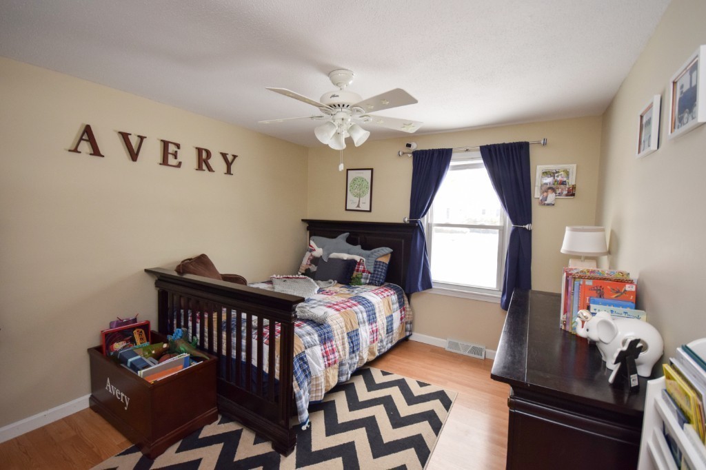 208 Ellendale Circle Springfield, MA 01128 - Photo 9 of 27 Gallery Image 9