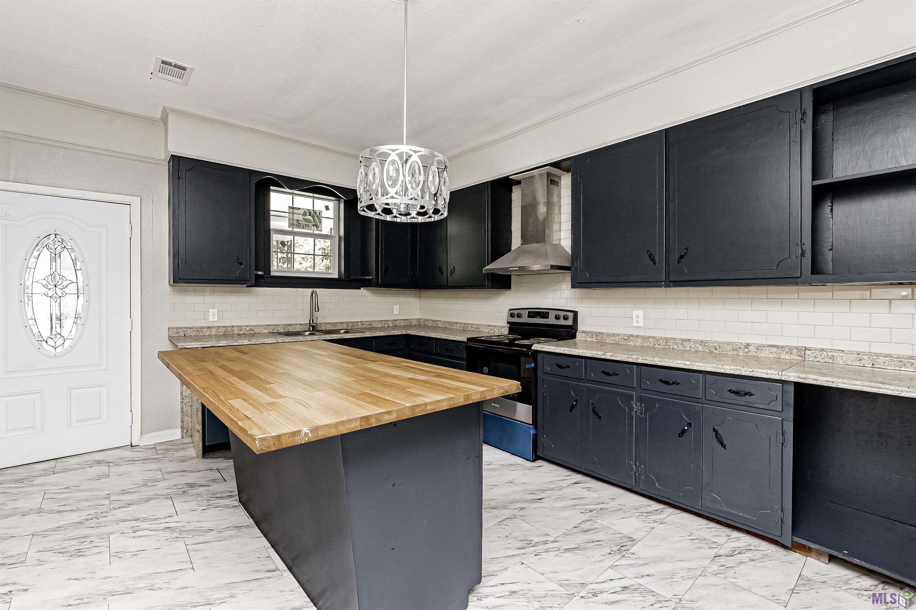 760 North 29th Street Baton Rouge, LA 70802 - Photo 3 of 12