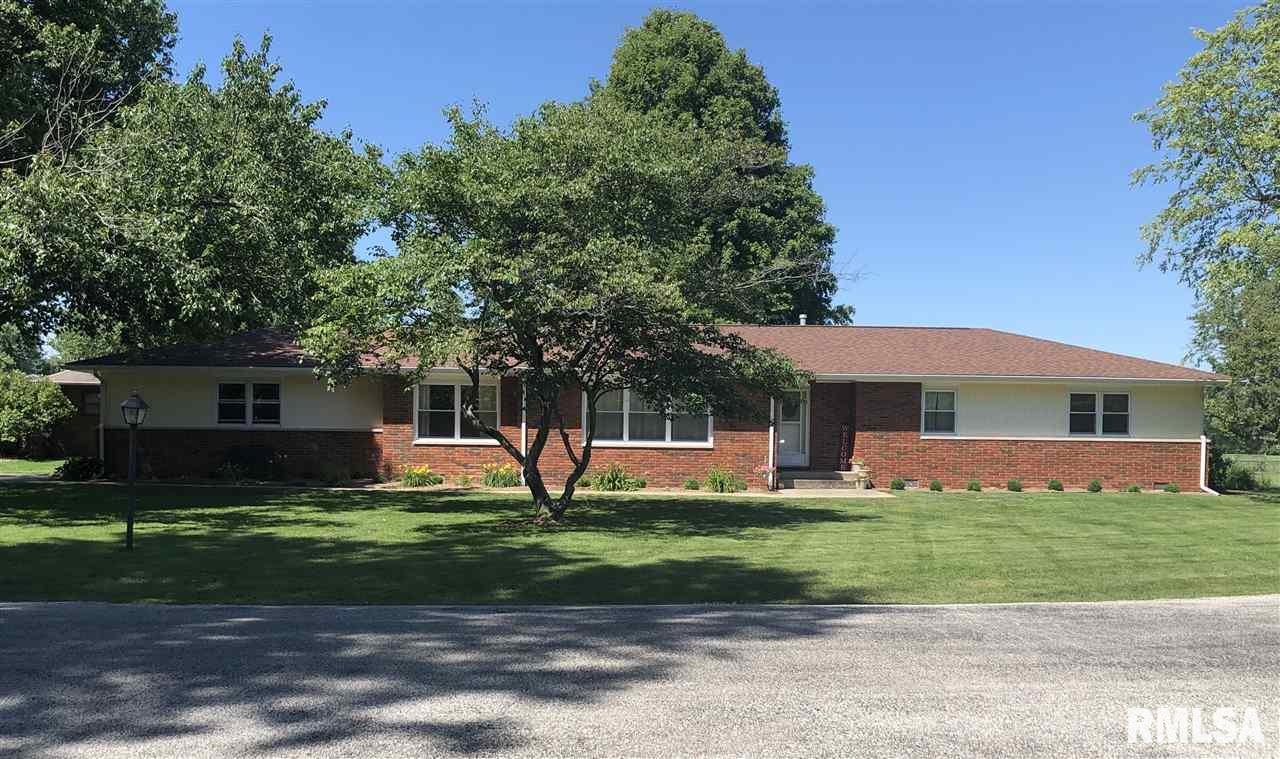 611 Magnolia Drive Rochester, IL 62563 - Photo 1 of 22