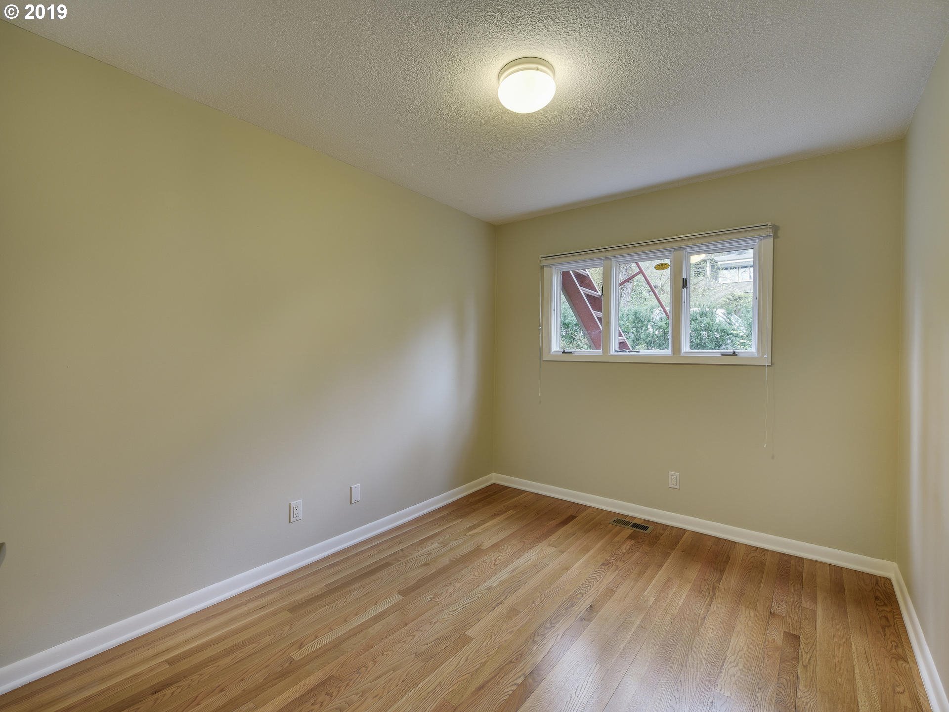 2425 Southwest 19th Avenue, Unit 2 Portland, OR 97201 - Photo 16 of 22 Gallery Image 16