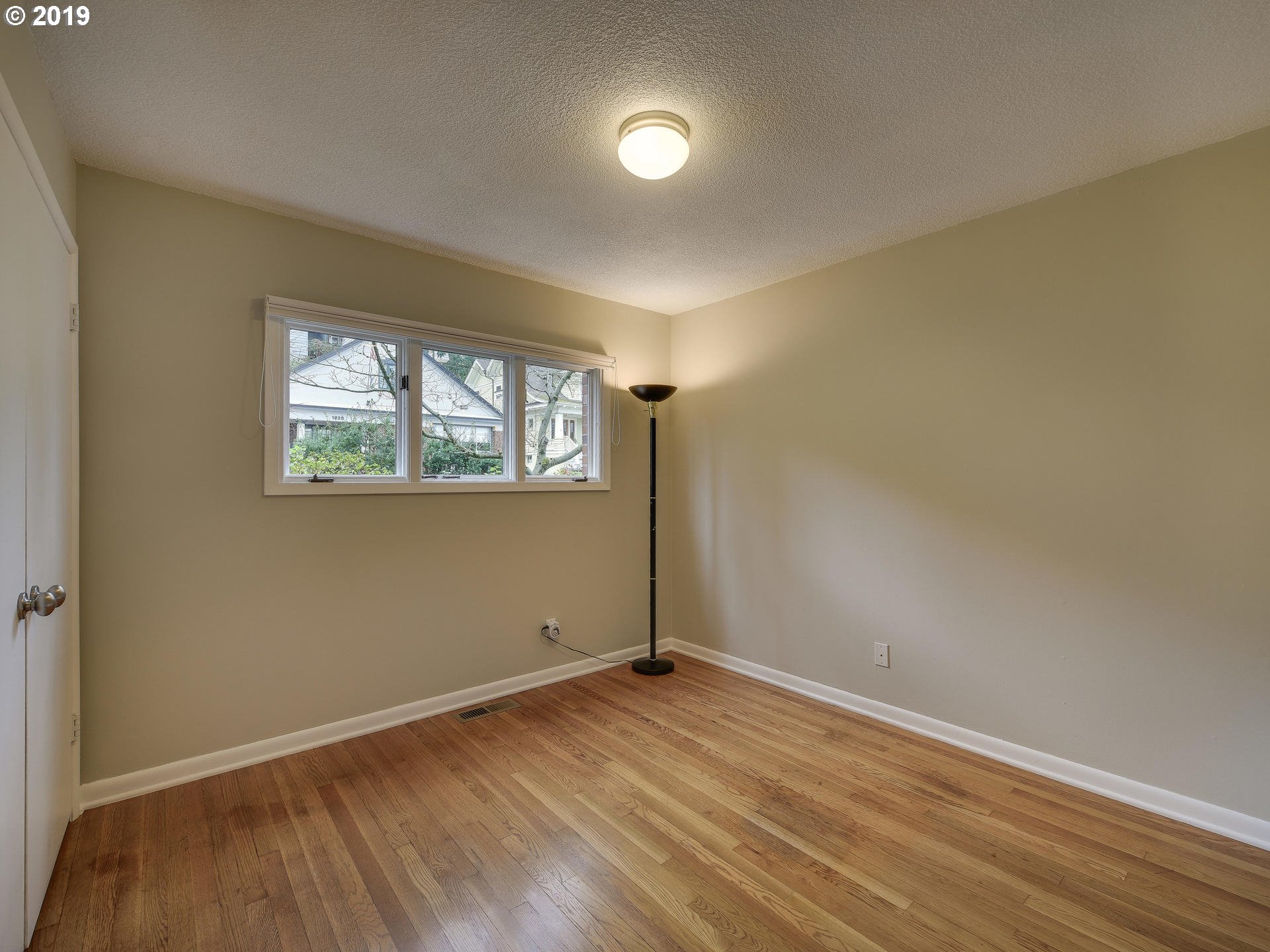 2425 Southwest 19th Avenue, Unit 2 Portland, OR 97201 - Photo 18 of 22 Gallery Image 18