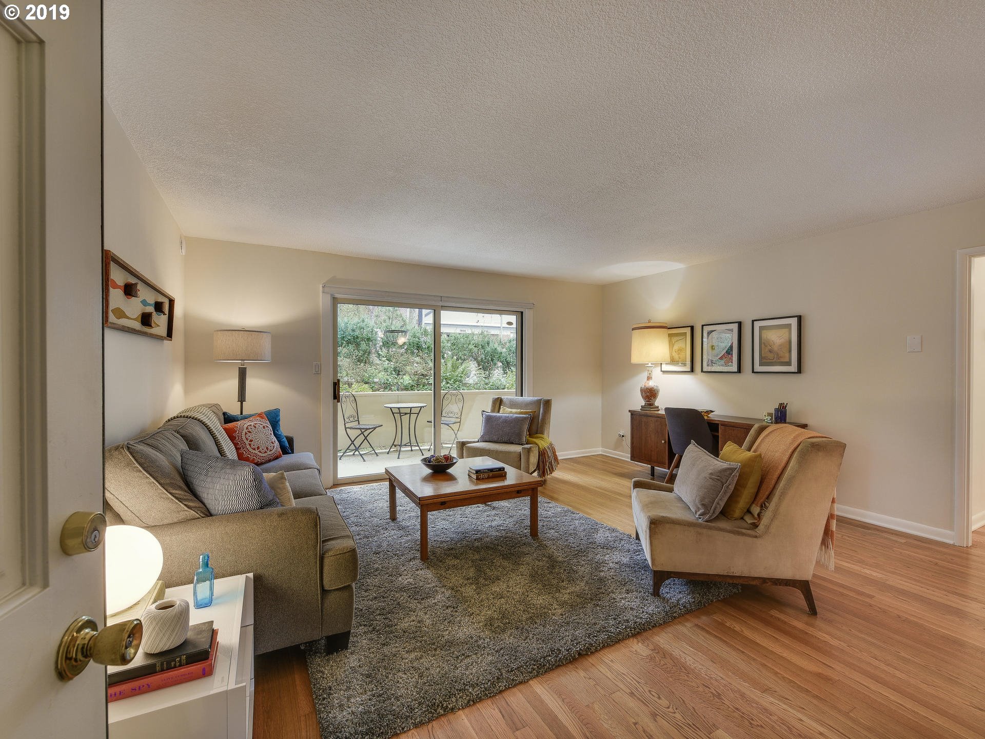 2425 Southwest 19th Avenue, Unit 2 Portland, OR 97201 - Photo 5 of 22 Gallery Image 5